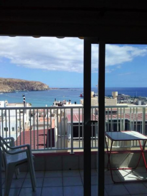 Modern studio with sea view in Arona 50 m² chic retreat